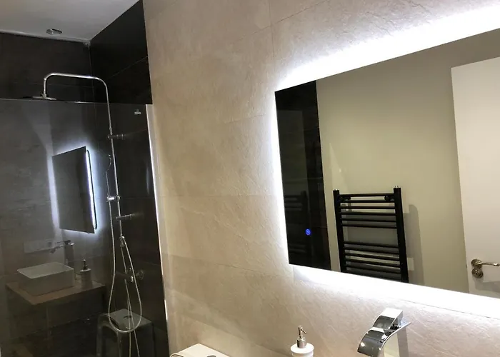 Ronda By Lixloft En El Centro Histórico Y Cerca De La Plaza Mayor *